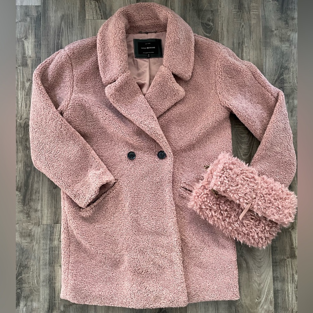 Lucky Brand Pink Sherpa Coat & pink Sherpa clutch